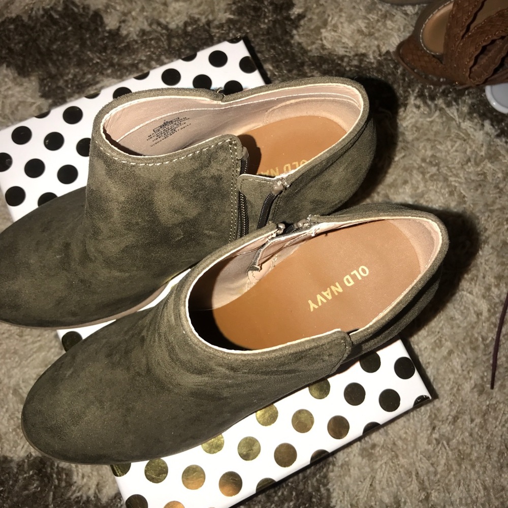 Booties - Picture 2 of 4